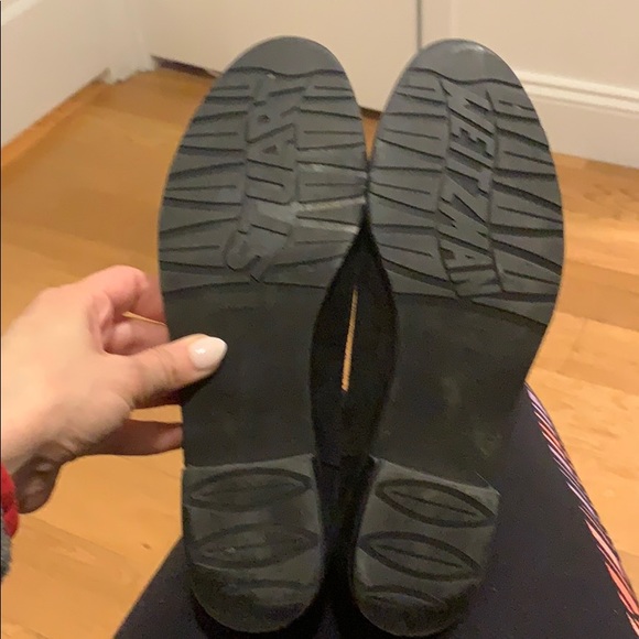 Stuart Weizmann 5050 Boot - Picture 2 of 8